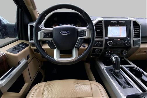 White Platinum Metallic Tri-Coat 2017 Ford F-150 Lariat