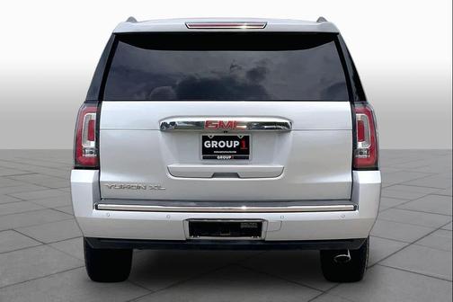 Quicksilver Metallic 2016 GMC Yukon XL Denali