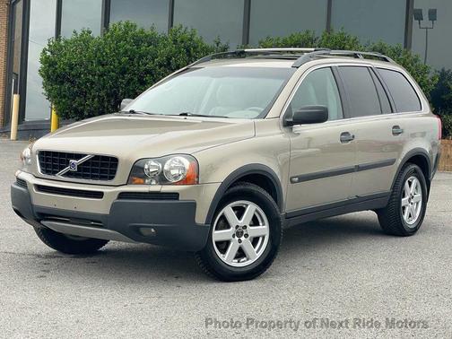 Ash Gold Metallic 2004 Volvo XC90 2.5T