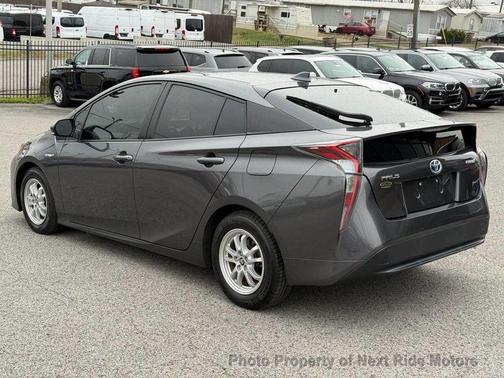 2017 Toyota Prius Five