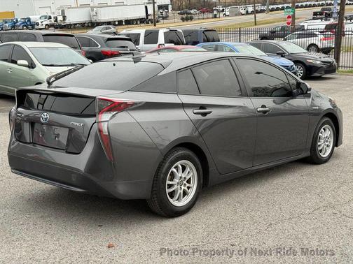 2017 Toyota Prius Five