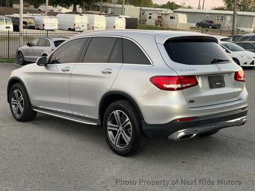 2016 Mercedes-Benz GLC 300 Base