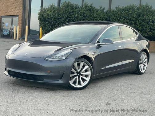 Gray 2018 Tesla Model 3 Long Range