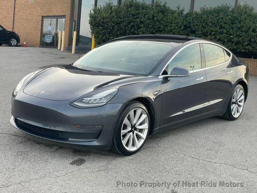 Gray 2018 Tesla Model 3 Long Range