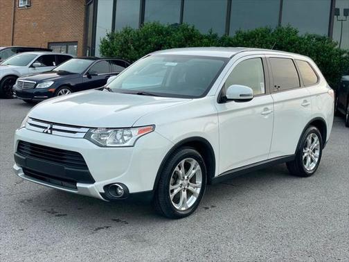 2015 Mitsubishi Outlander SE