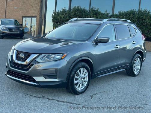 2020 Nissan Rogue SV