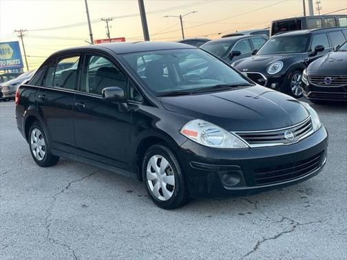 2011 Nissan Versa 1.8 S