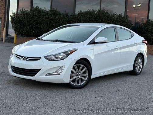 2015 Hyundai ELANTRA SE
