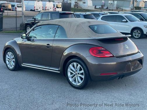 2013 Volkswagen Beetle Base