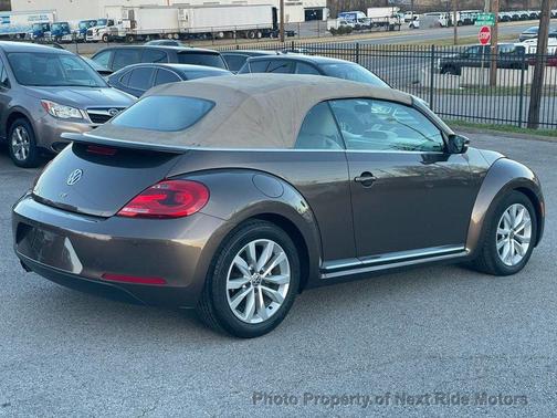 2013 Volkswagen Beetle Base