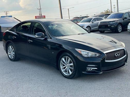 2015 INFINITI Q50 Base