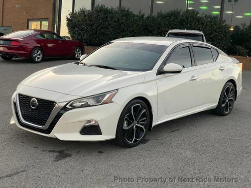 2020 Nissan Altima 2020 NISSAN ALTIMA 2.5S 4D SEDAN LOW MILES SERVICED 615-730-9991