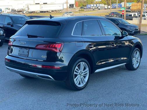 2018 Audi Q5 2.0T Premium Plus
