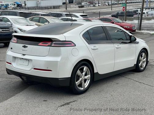 2015 Chevrolet Volt Base