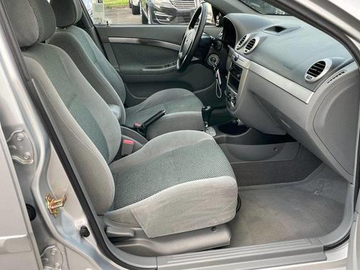 2005 Suzuki Reno 2005 SUZUKI RENO S 2.0L 4D HATCHBACK 1-OWNER 615-730-9991