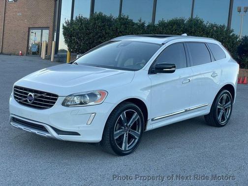 2017 Volvo XC60 T6 Dynamic