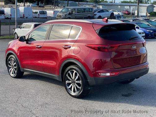 Hyper Red 2017 Kia Sportage EX