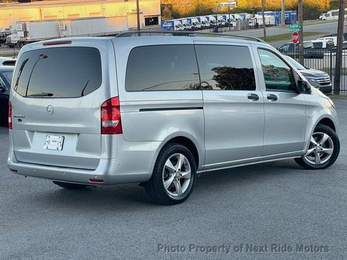 2016 Mercedes-Benz Metris Base