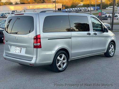 2016 Mercedes-Benz Metris Base