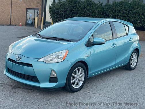 Summer Rain Metallic 2013 Toyota Prius c Three