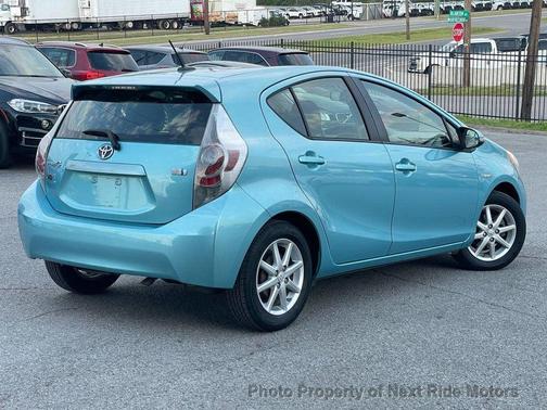Summer Rain Metallic 2013 Toyota Prius c Three