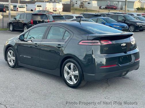 2014 Chevrolet Volt Base