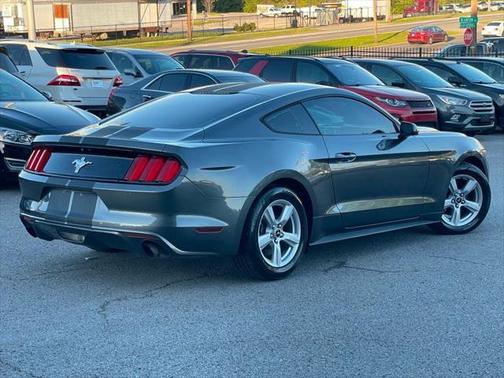 2016 Ford Mustang V6
