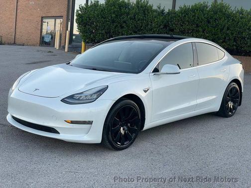 Pearl White Multi-Coat 2019 Tesla Model 3 Long Range