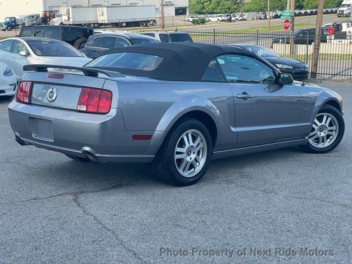 Satin Silver Metallic 2006 Ford Mustang GT