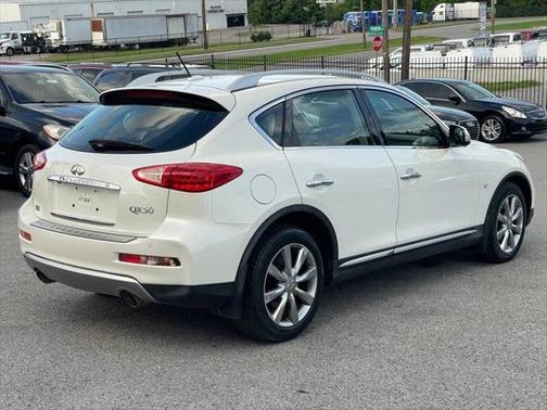2016 INFINITI QX50 Base