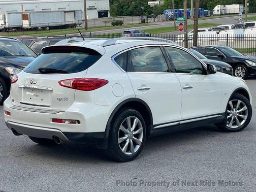 2016 INFINITI QX50 Base
