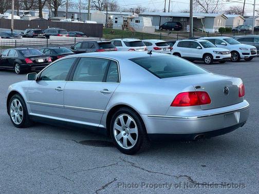 2004 Volkswagen Phaeton 2004 VOLKSWAGEN PHAETON V8 SEDAN 1-OWNER GREAT-DEAL 615-730-9991