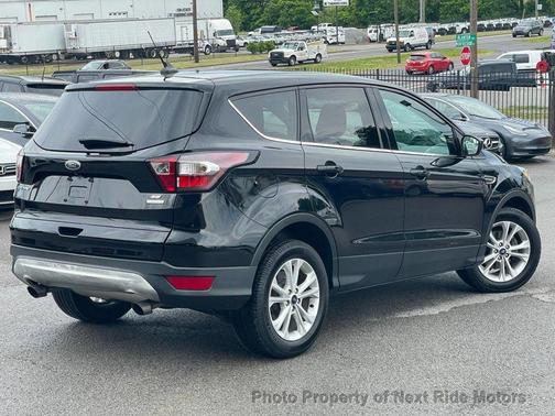Agate Black Metallic 2019 Ford Escape SE