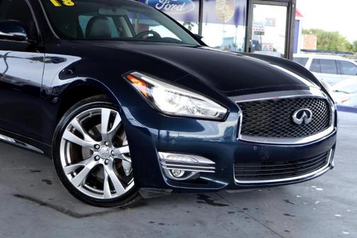2018 INFINITI Q70L 3.7 LUXE