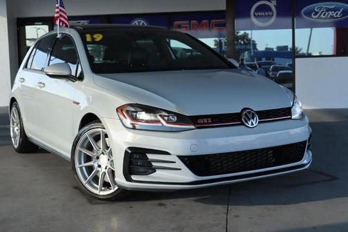 2019 Volkswagen Golf GTI 2.0T SE