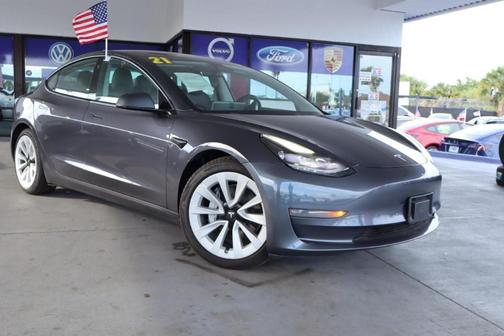 Gray 2021 Tesla Model 3 Long Range