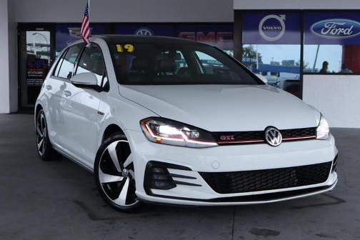2019 Volkswagen Golf GTI 2.0T SE