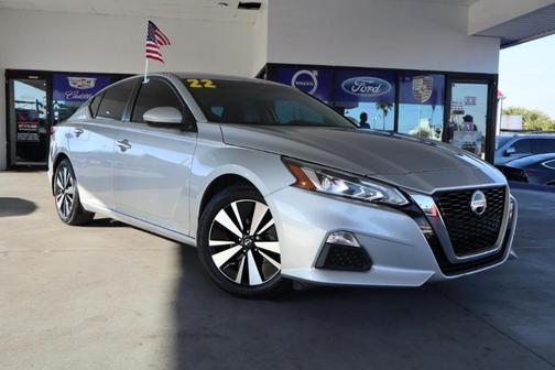 2022 Nissan Altima 2.5 SV