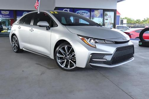 Silver 2022 Toyota Corolla SE Nightshade