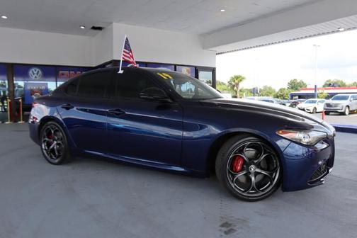 2019 Alfa Romeo Giulia Base