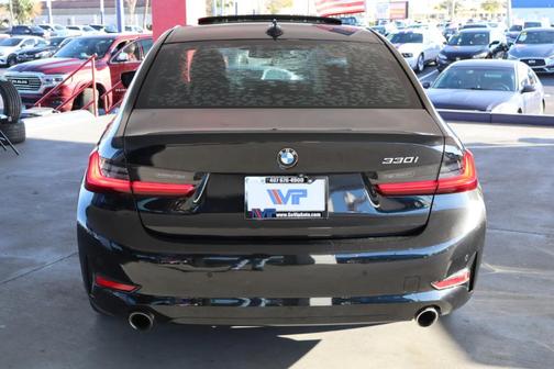 2019 BMW 330 i