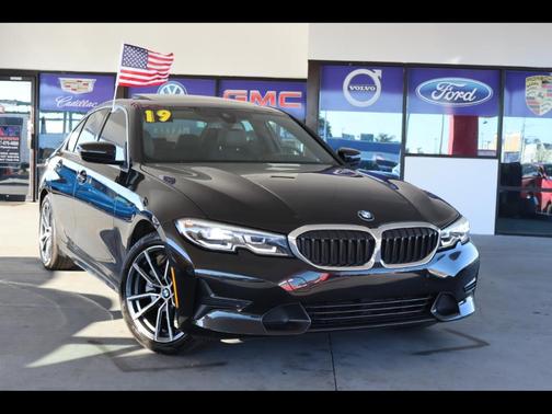 2019 BMW 330 i