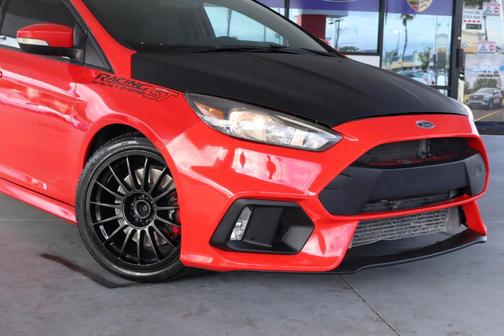 2017 Ford Focus ST Base