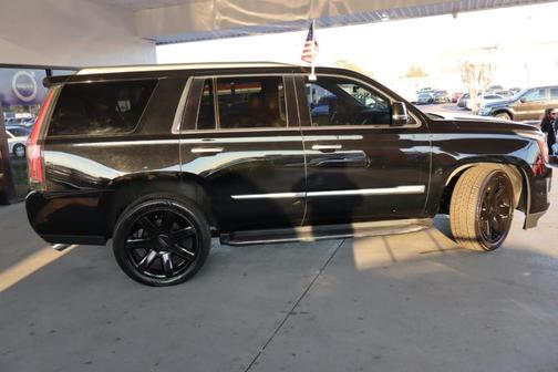 2020 Cadillac Escalade Luxury