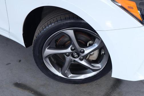 2020 Hyundai Veloster 2.0