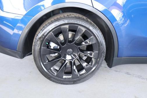Blue 2021 Tesla Model Y Long Range