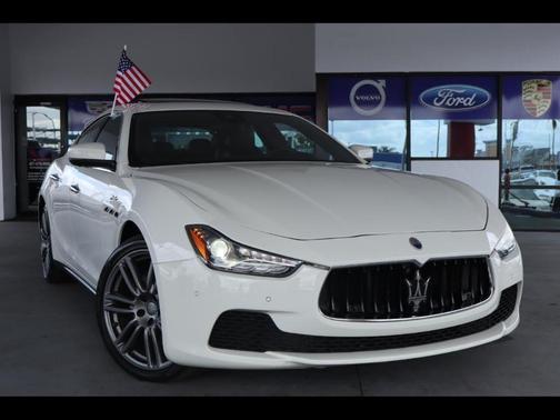 2017 Maserati Ghibli S