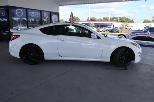 2016 Hyundai Genesis Coupe 3.8 Ultimate