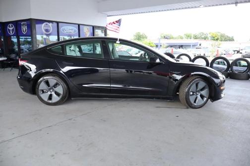 Black 2022 Tesla Model 3 Base
