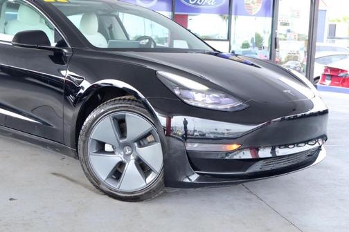 Black 2022 Tesla Model 3 Base